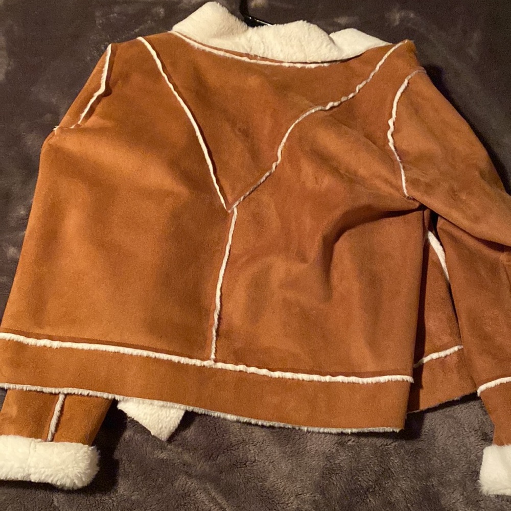 Shyanne fur jacket - Picture 2 of 3